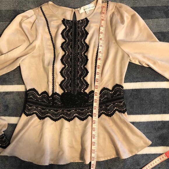 Anthropologie Adalyn Rae Cream Blouse Size S Preloved Condition - Picture 10 of 10